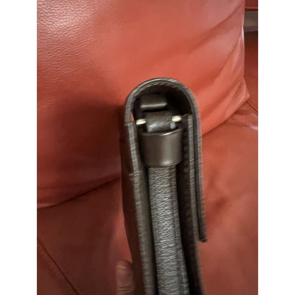 Louis Vuitton Taiga dark Brown Leather Clutch  Condition AB‎ date Code 0094 - Picture 11 of 14